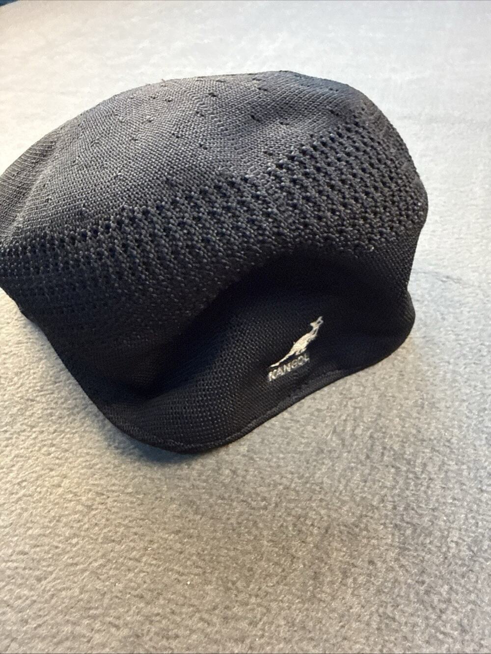 Kangol Breathable Flat Cap Ivy Beret Hat Black Medium